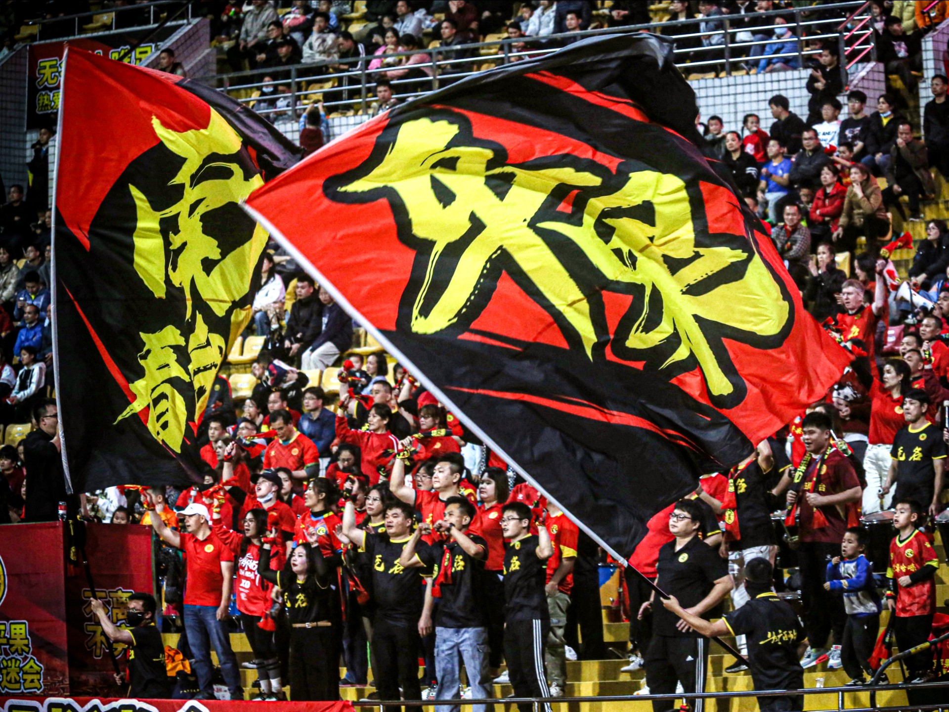 博鱼体育入口-关于鹿岛鹿角球迷现场助威，球队斗志昂扬的信息