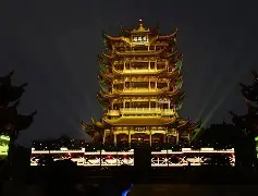 烈日裁决与怒海狂鲨在刀塔中上演巅峰对决，最终血洗全场，评论席掌声连连的简单介绍